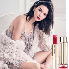 Son Estee Lauder Pure Color Love 320 Burning Love đỏ rượu vang đậm, matte.