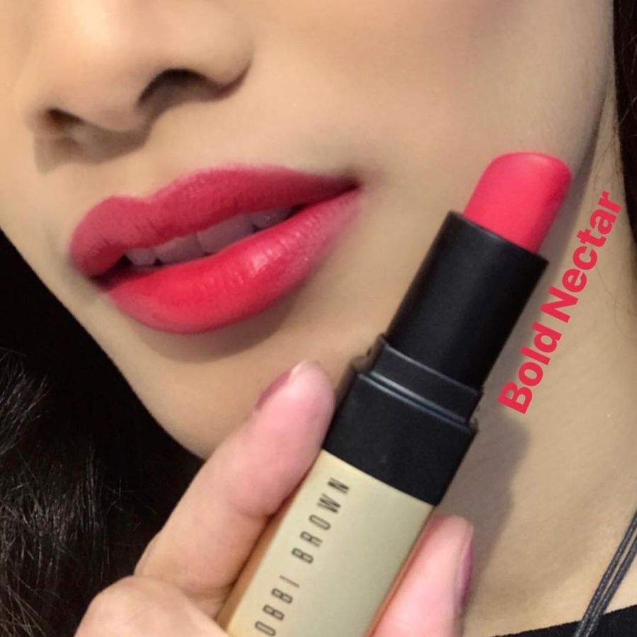 Son Bobbi Brown Luxe Matte Lip Color lì mịn, lâu trôi, hồng hoa Bold Nectar
