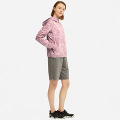 Áo gió Uniqlo chống nắng, cản mưa, gió, bụi...siêu thoáng, nhẹ, 10 Pink size L (new)