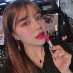 Son MAC Powder Kiss Lipstick #315 Lasting Passion đỏ non hay còn gọi là đỏ hồng (THANH LÝ)