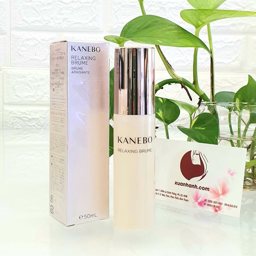 Xịt khoáng Kanebo GKC Relaxing Brume dưỡng ẩm, mềm mượt da 50ml