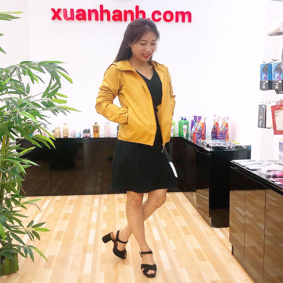 Áo gió nữ Uniqlo chống nắng, cản mưa, gió, bụi...siêu thoáng, nhẹ, 47 Yellow (new)