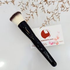 Cọ Coastal Scents Round Powder phủ phấn hoặc xoáy nền rất mượt, bestseller của CS