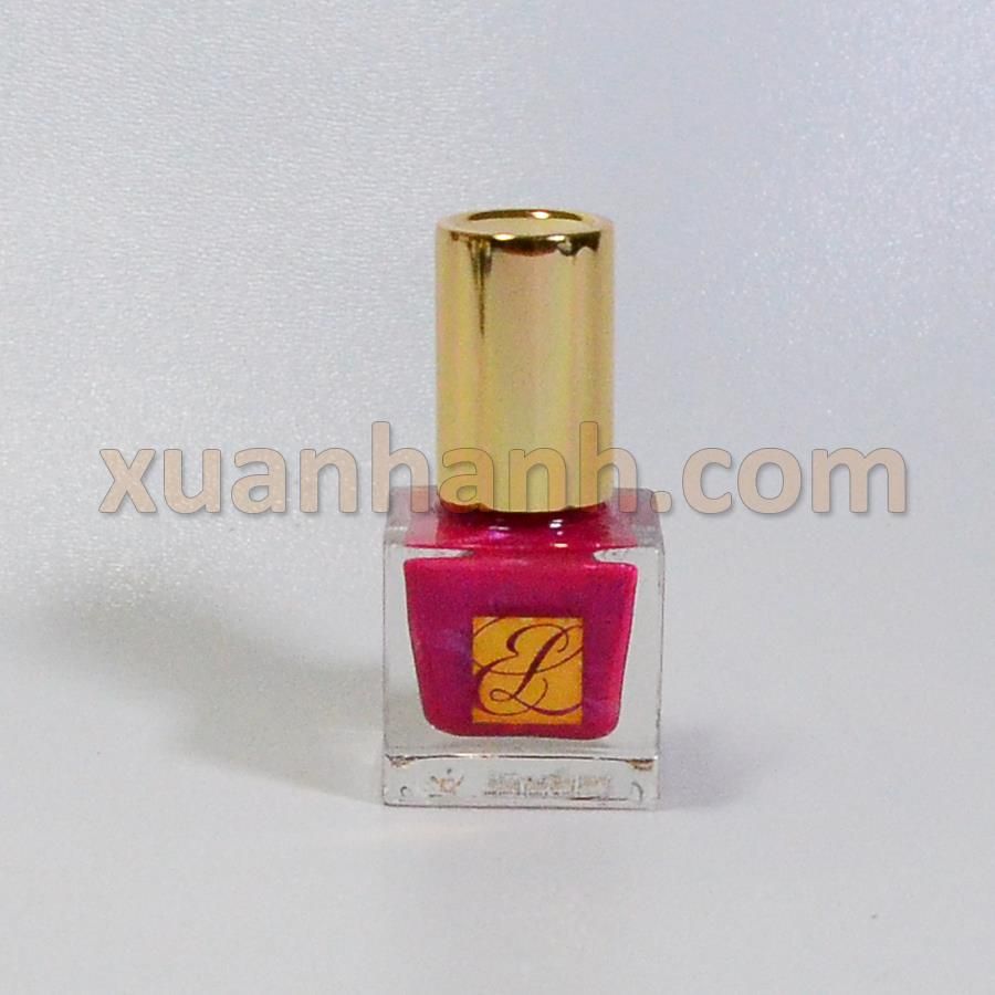 Sơn móng Estee Lauder Pure Color 06 Berry Hot hồng tươi, trẻ trung, nổi bật