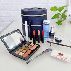Bộ giftset Lancome Genifique fullsize, phiên bản cực đẹp, giá trị nhất năm nay. 