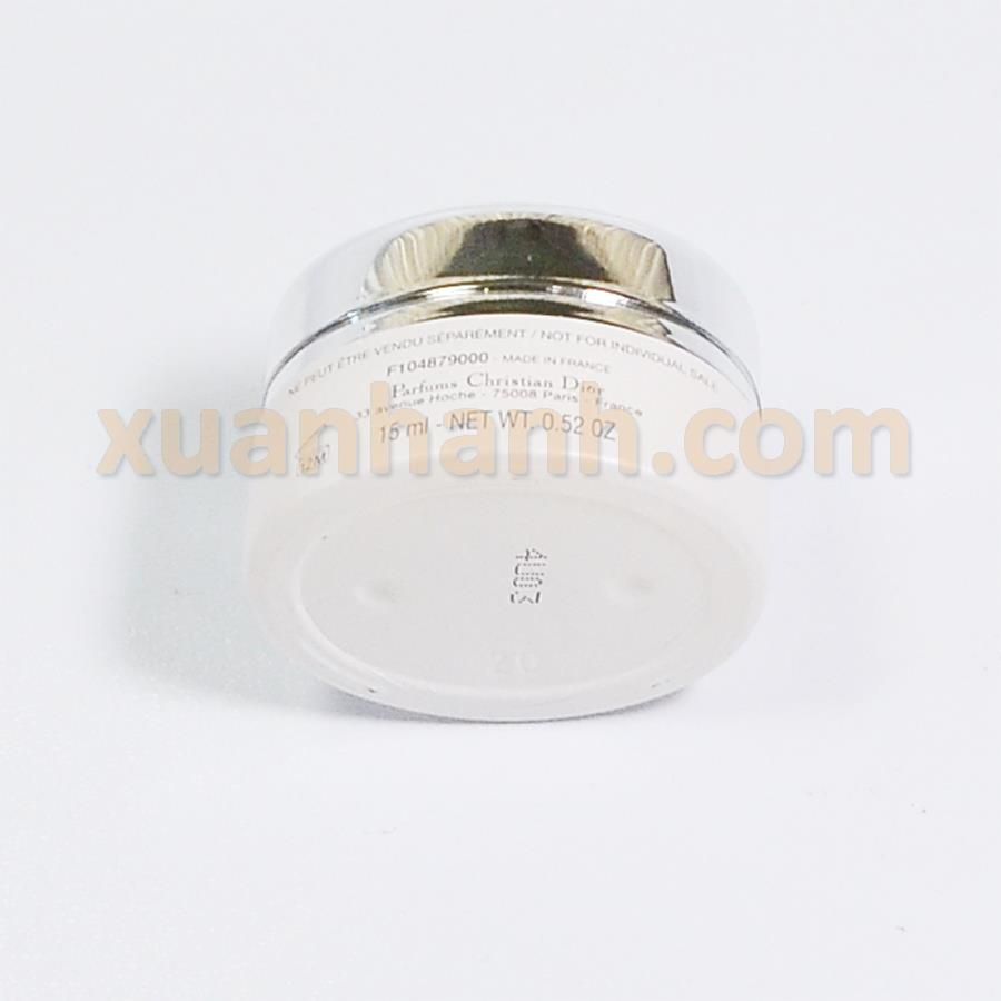 Kem dưỡng Diorsnow Fresh Creme Global Transparency trắng da, giữ ẩm 15ml.