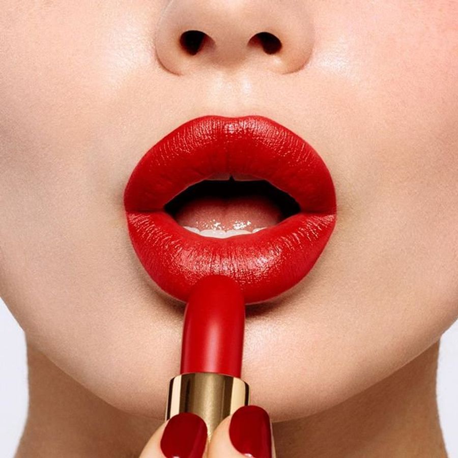 Son Lancome L'absolu Rouge 189 Isabella đỏ cổ điển, chất kem lì