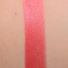 Son Estee Lauder Pure Color Envy Hi-Lustre căng mọng, giữ màu tốt 330 Bad Angel
