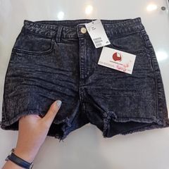Quần short jean H&M lưng cao cá tính, thể thao, năng động, Black