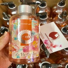 Sữa tắm Om Fountain La Vie En Rose hương thơm ngọt dịu từ hương hoa 250ml