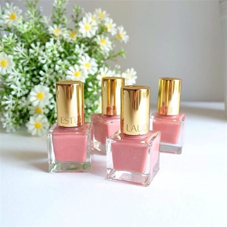 Sơn móng Estee Lauder Pure Color hồng nude tinh tế, sang Blushing Lilac